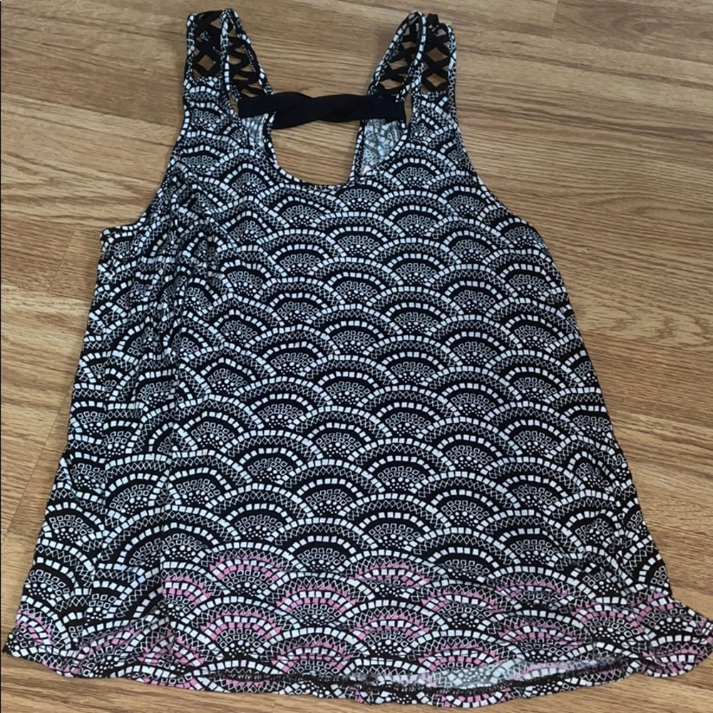 Light weight and flowy tank top